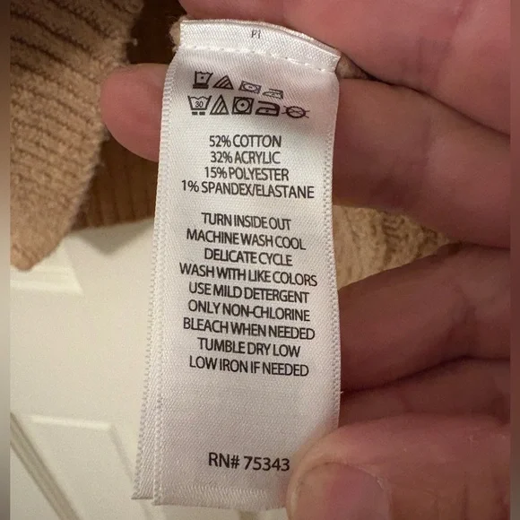 Rachel Zoe Oversized Mock Neck Chunky Knit Sweater - Picture 13 of 13